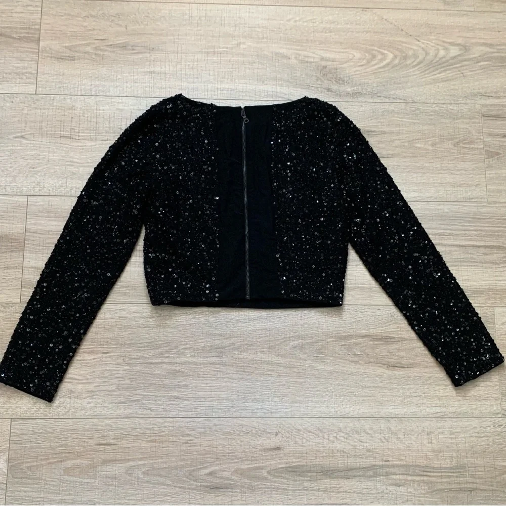 Alice + Olivia Lacey Embellished Bracelet-Sleeve Crop Top Black Size 8 - Picture 16 of 16